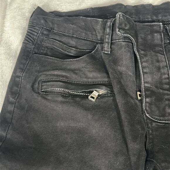 Balmain Men's Black Straight Leg Jeans! - Picture 3 of 7